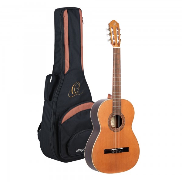 ORTEGA Classical Guitar Traditional Series 4/4 inclusive Gigbag Made in Spain - NT - Natural Cedar (R190)