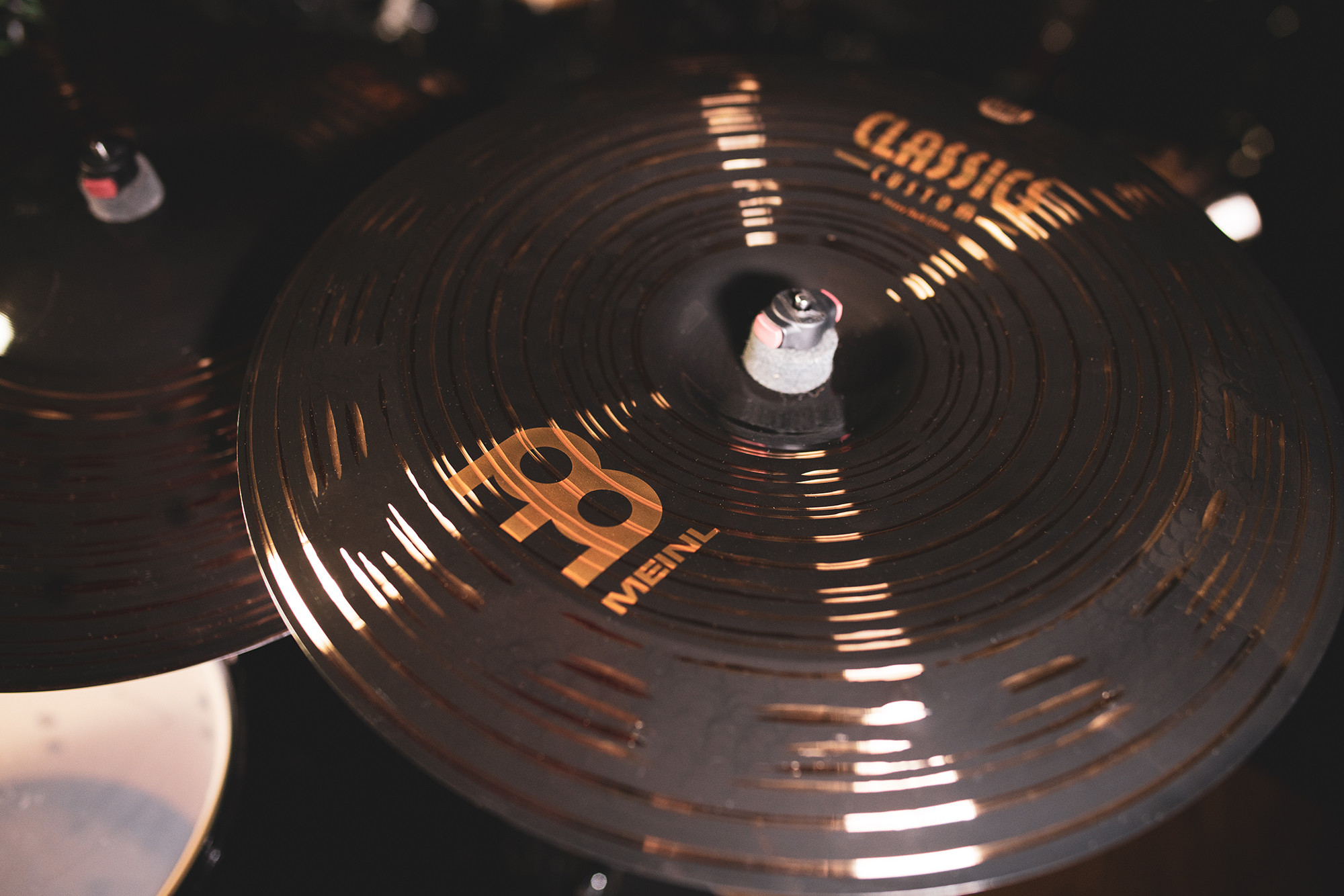 MEINL Classics Custom Dark Heavy China18